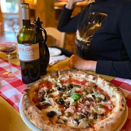 Sofinata & Pizzeria Гостевой дом