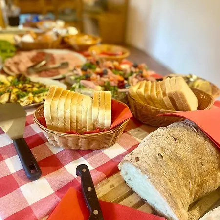Гостевой дом Sofinata & Pizzeria 3*