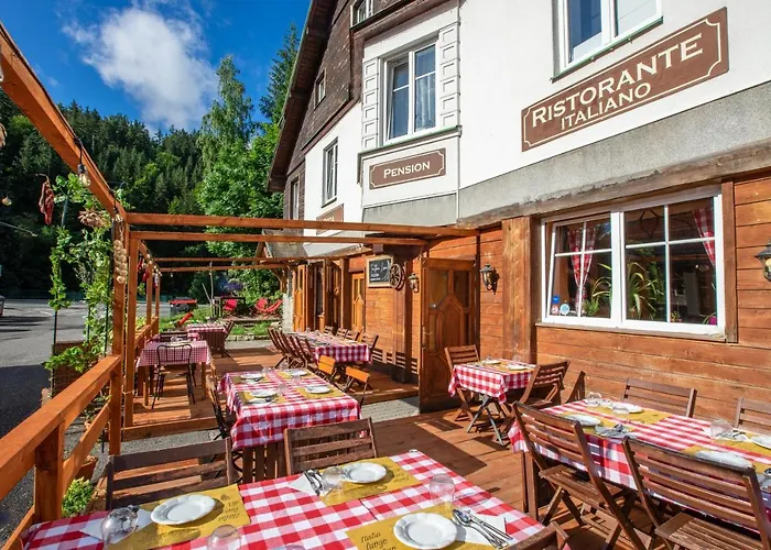 Sofinata & Pizzeria Pensionat Špindlerŭv Mlýn