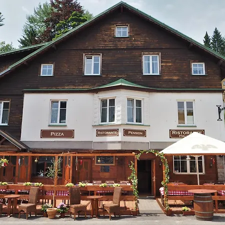 Guest house Sofinata & Pizzeria 3*