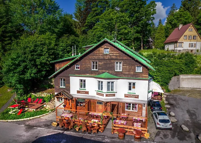 Sofinata & Pizzeria Pensionat 3*